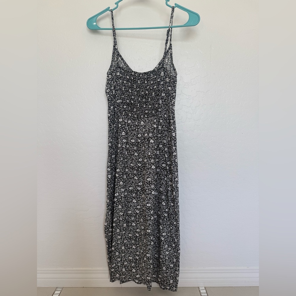 Abercrombie & Fitch Black and White Floral Midi Dress - Picture 3 of 5